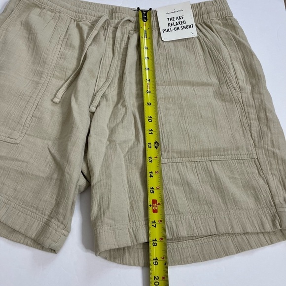 Abercrombie & Fitch Relaxed Pull On Short Size Large New Beige - Picture 8 of 8